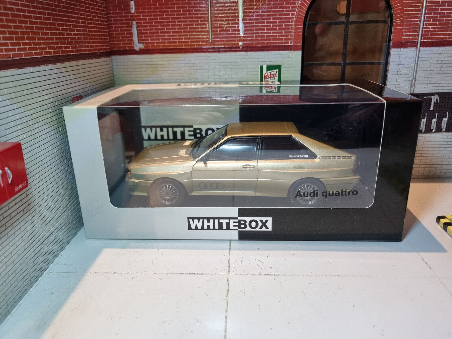 Audi 1981 Quattro 124126 Whitebox 1:24