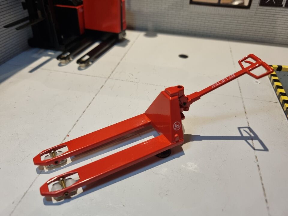 BT RT 1350 SE Forklift Reach Truck + MP-14 + Trolley SET #187 Joal 1:24/1:25