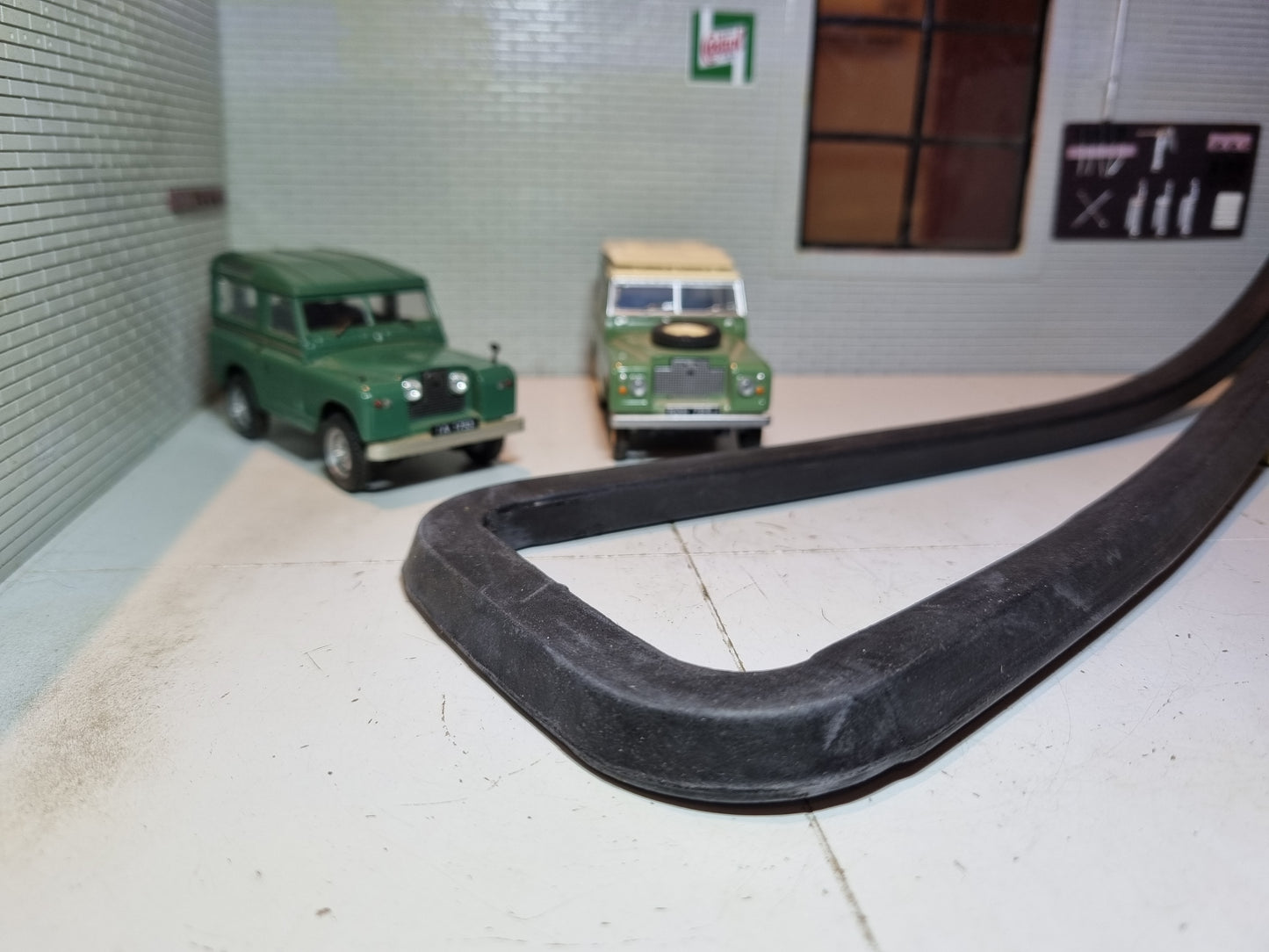 Land Rover Series 2, 2a, 3, Defender Rubber Vent Seal OEM x2