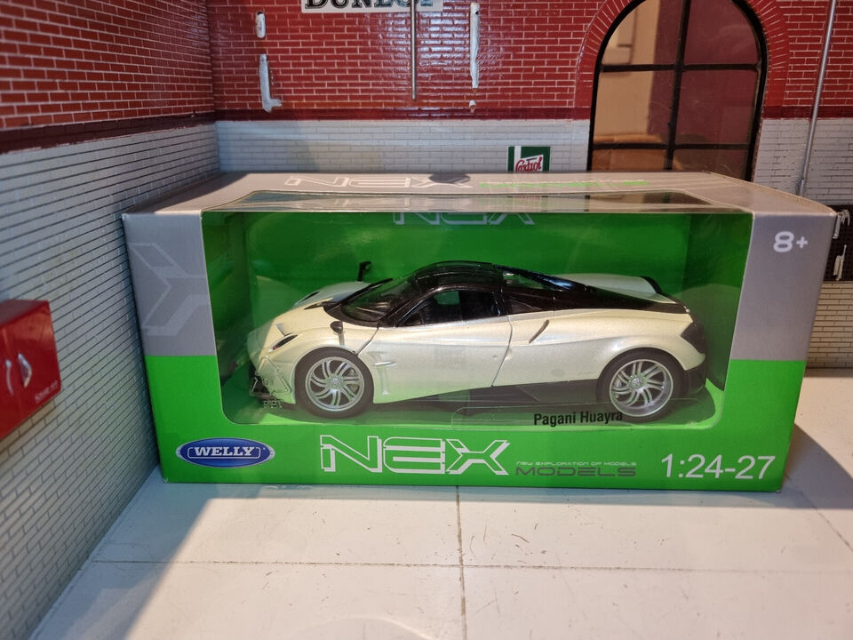 Pagani Huayra 24088 Welly 1:24