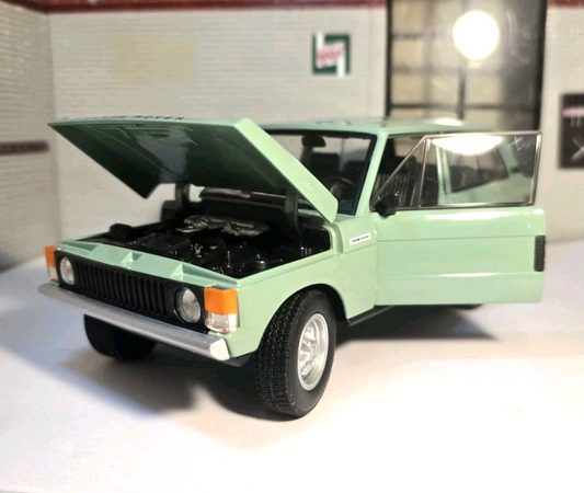 Range Rover 1977 2 Door Classic 24128 Welly 1:24