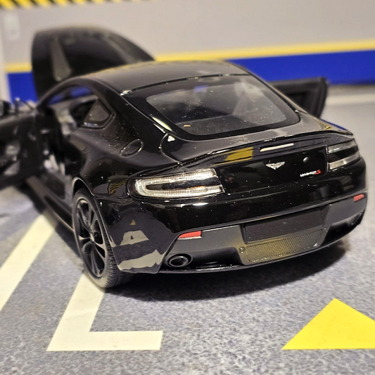 Aston Martin 2017 Vantage 24129 Welly 1:24