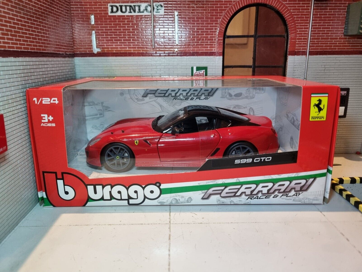 Ferrari 599 GTO 26019 Bburago 1:24