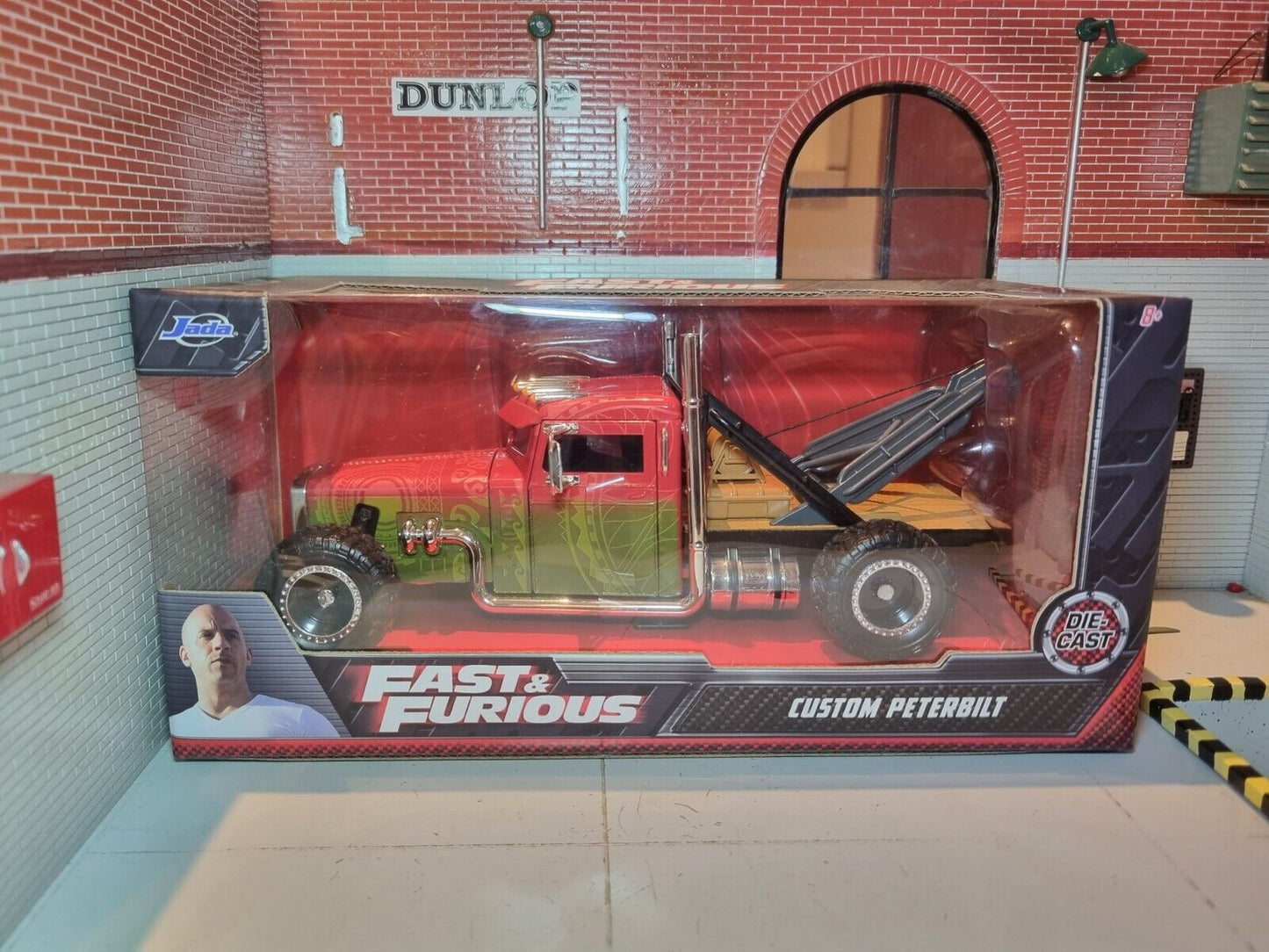 Peterbilt 2019 Fast And Furious, Hobbs & Shaw 32089 Jada 1:24