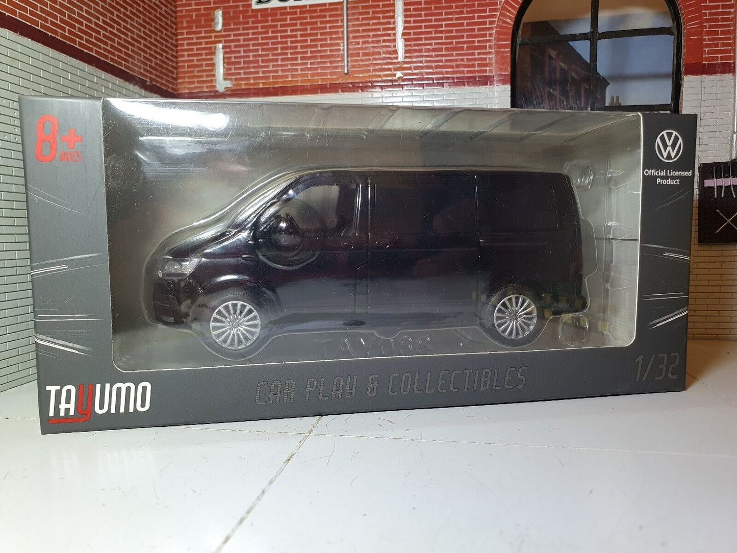 Volkswagen 2016 T6 Transporter Multivan 32135022 Tayumo 1:32