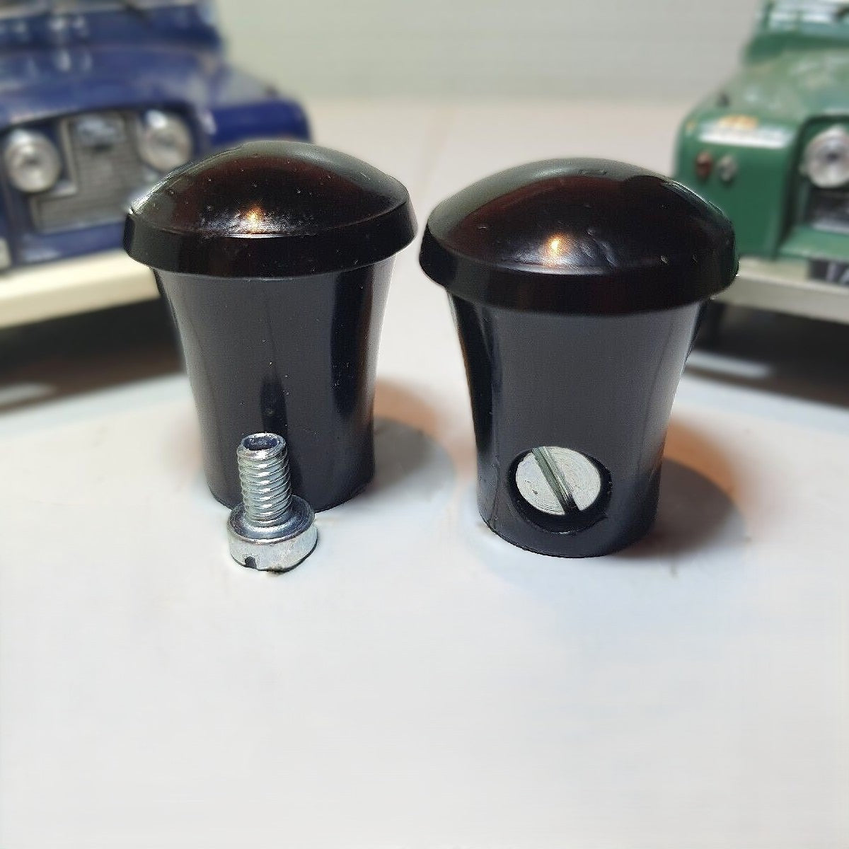 Vis de retenue du bouton de réglage de l'aération de cloison Land Rover Series Early 2a 332327