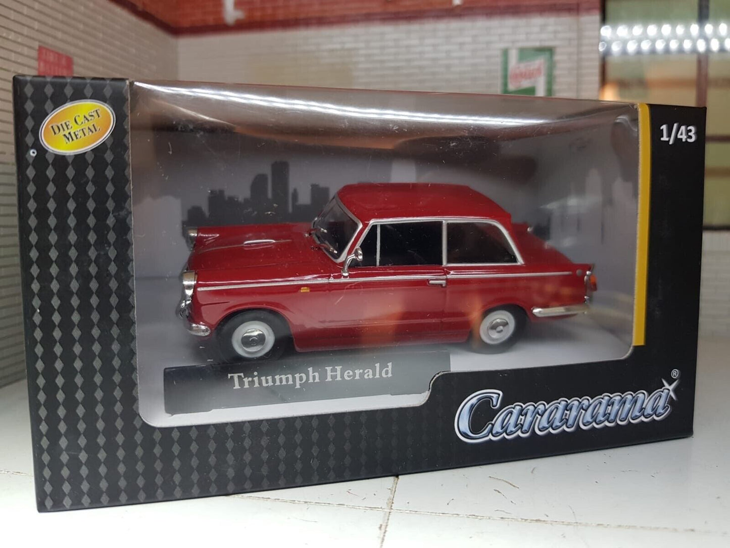 Triumph 1966 Herald 1200 Saloon 416840 Cararama 1:43