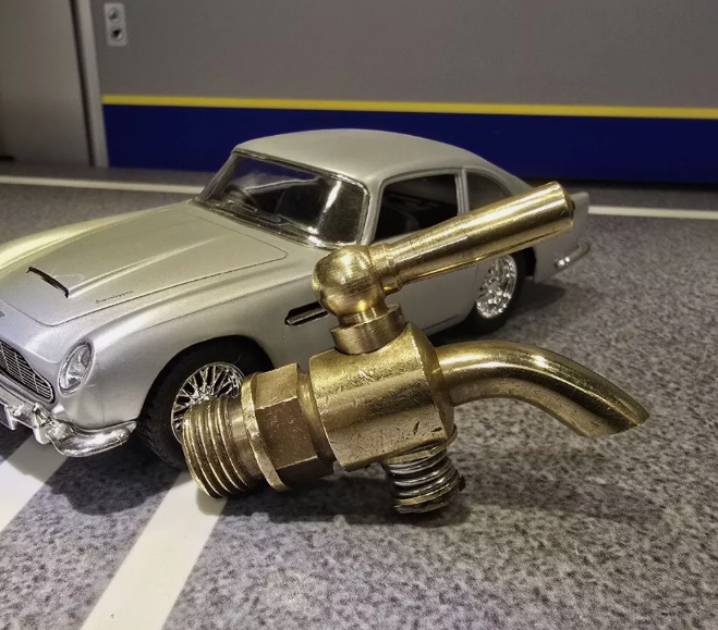 Aston Martin Engine Block Water Drain Tap 1/4″ BSP 112112 500194