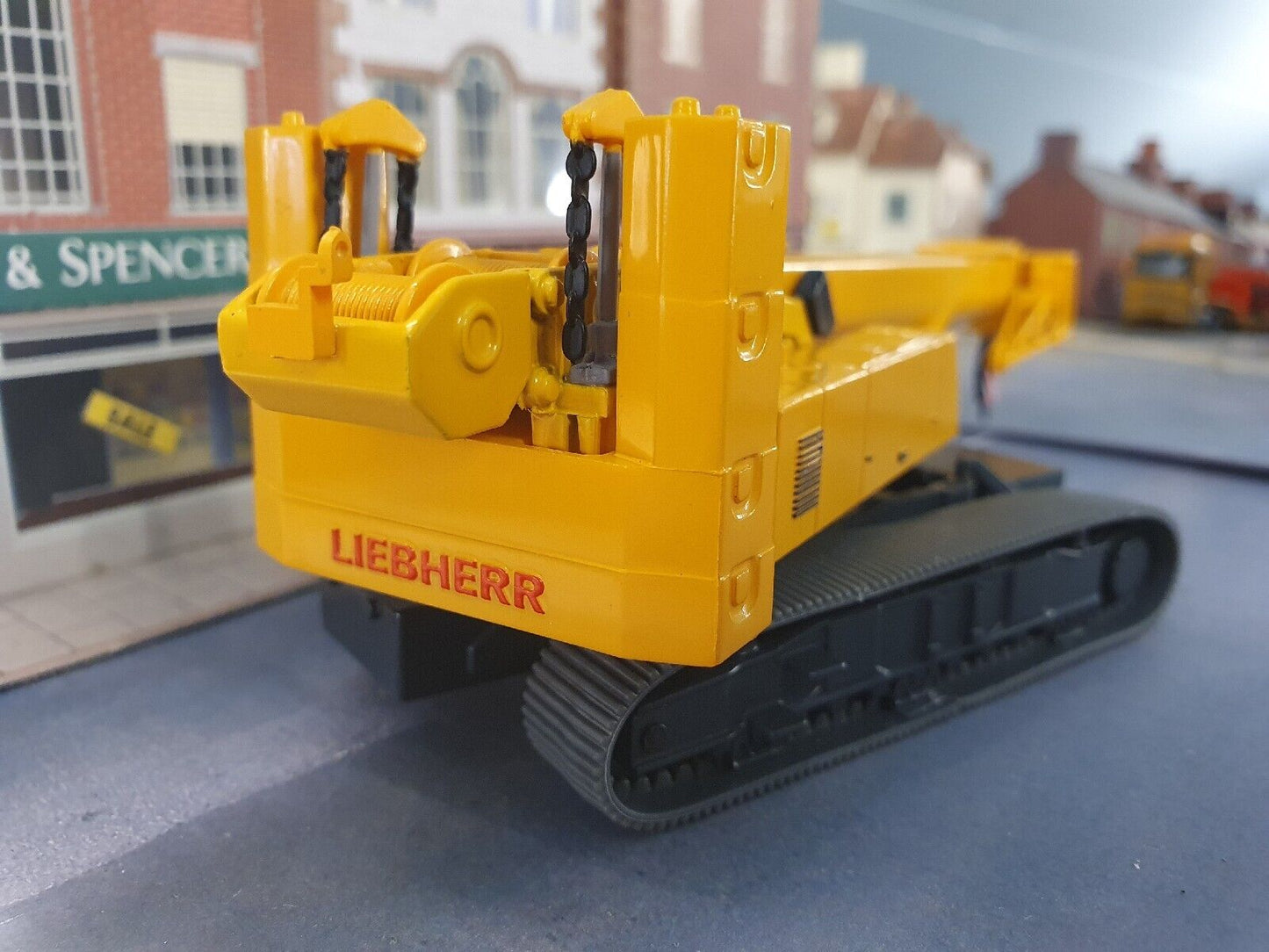 Liebherr LTR 1100 Telescopic Tracked Crane Crawler 5055530117396 Atlas 1:72/76