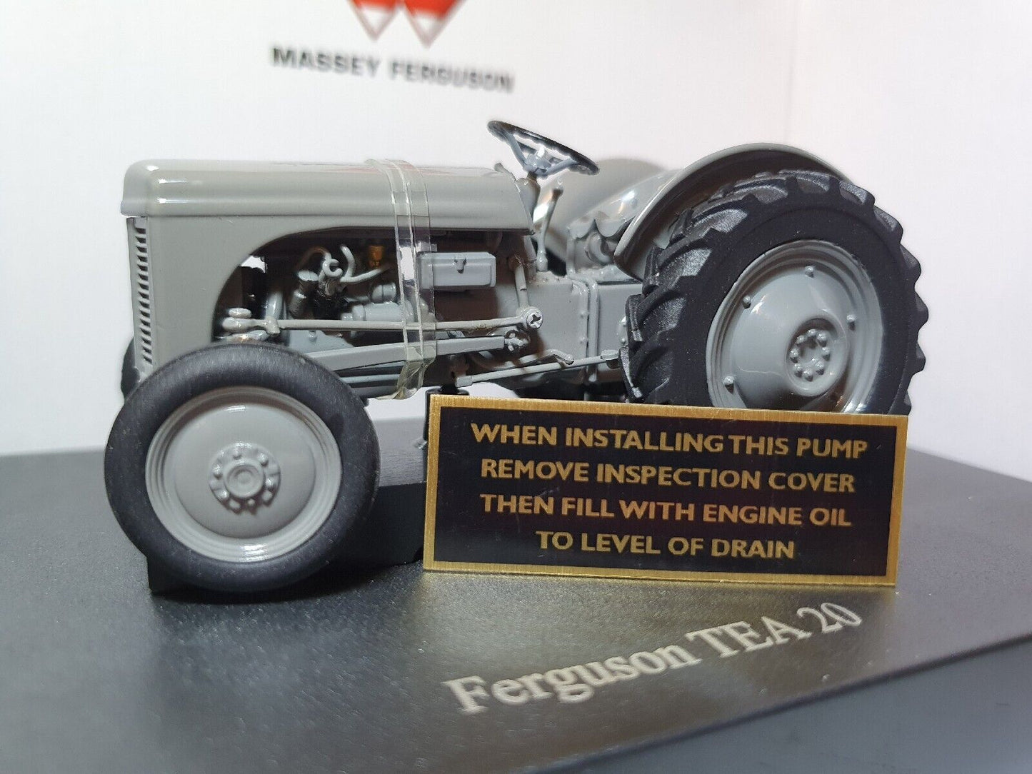 Standard Ferguson TE20 D TEF20 Tractor Diesel Fuel Pump Plate Simms