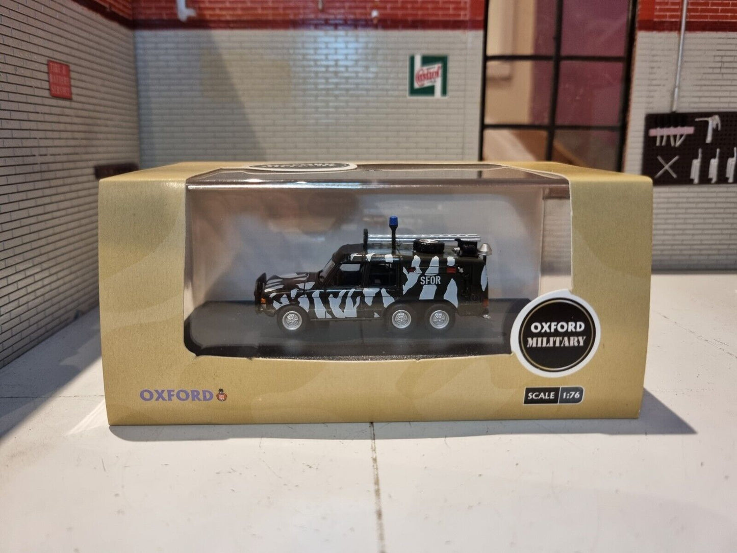 Range Rover TACR2 SFOR Balkans Airfield Crash Rescue 76TAC005 Oxford Diecast 1:76