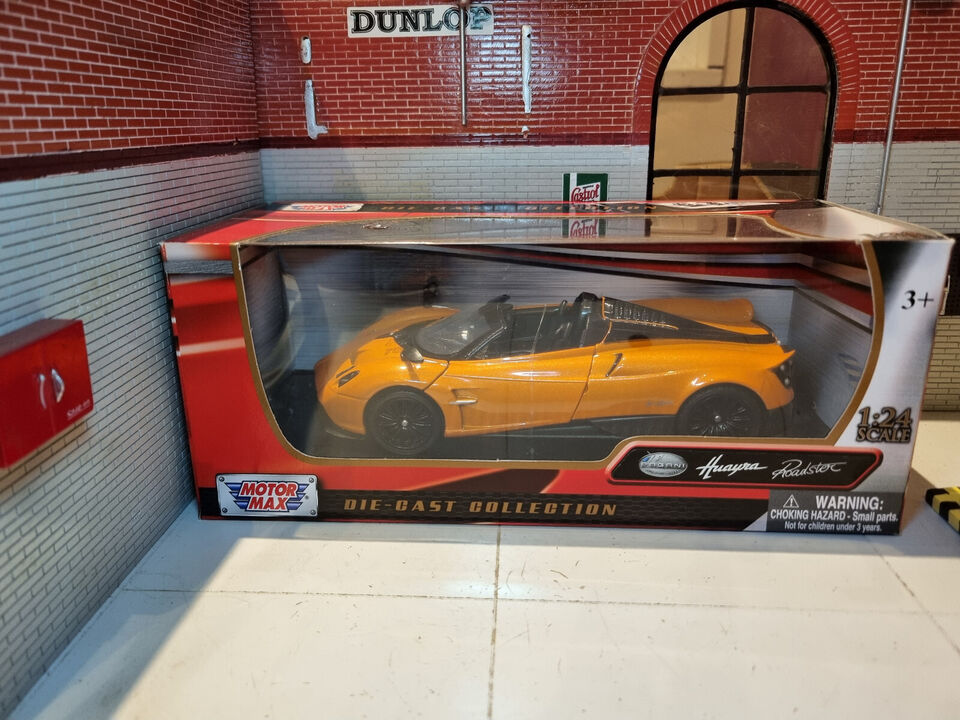Pagani 2012 Huayra Roadster 79354 Motormax 1:24
