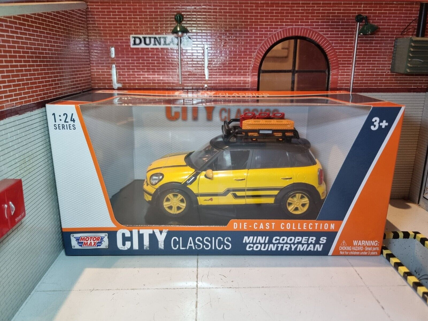 Mini Cooper S Countryman All4 79752 Motormax 1:24