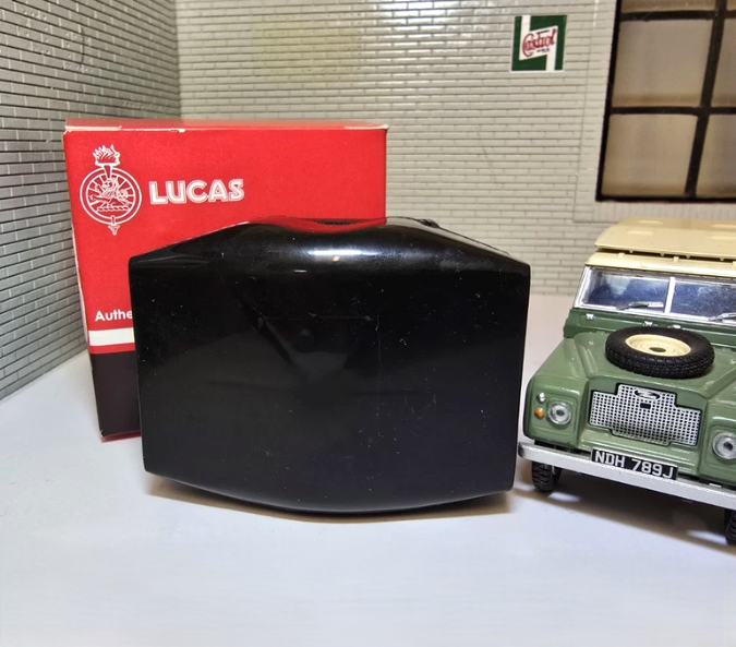 Genuine Lucas 4FJ Fusebox & Cover 37286 54038068