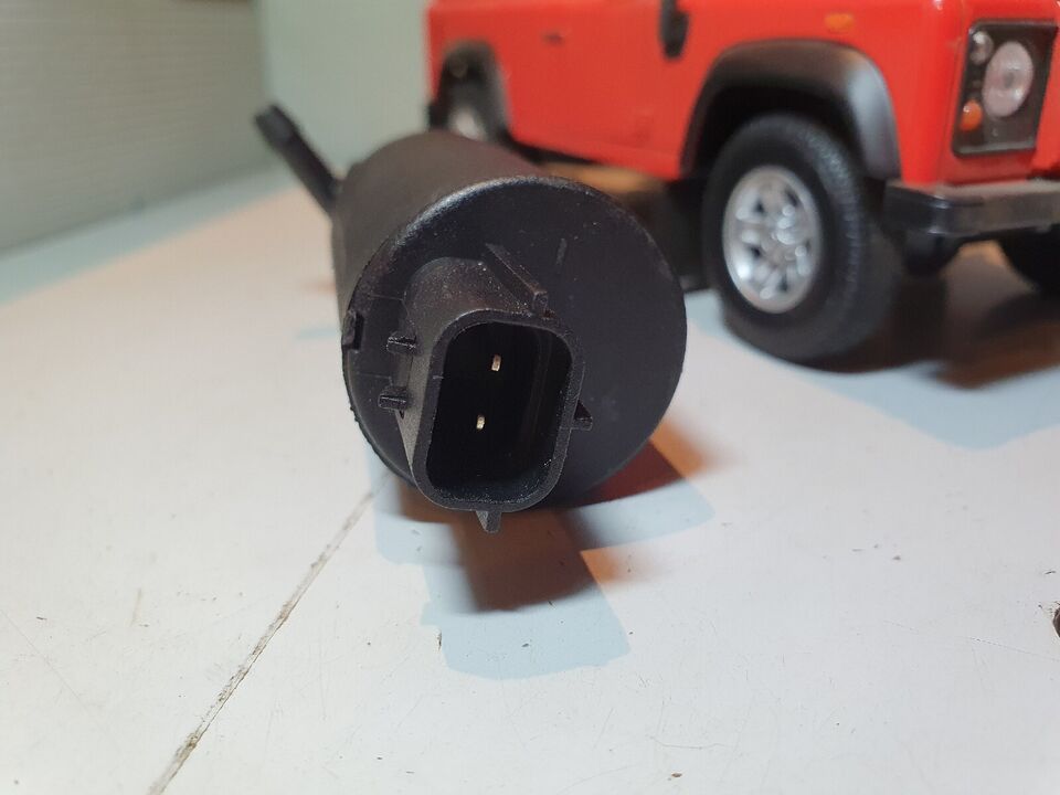 Screen Washer Pump DMC100550