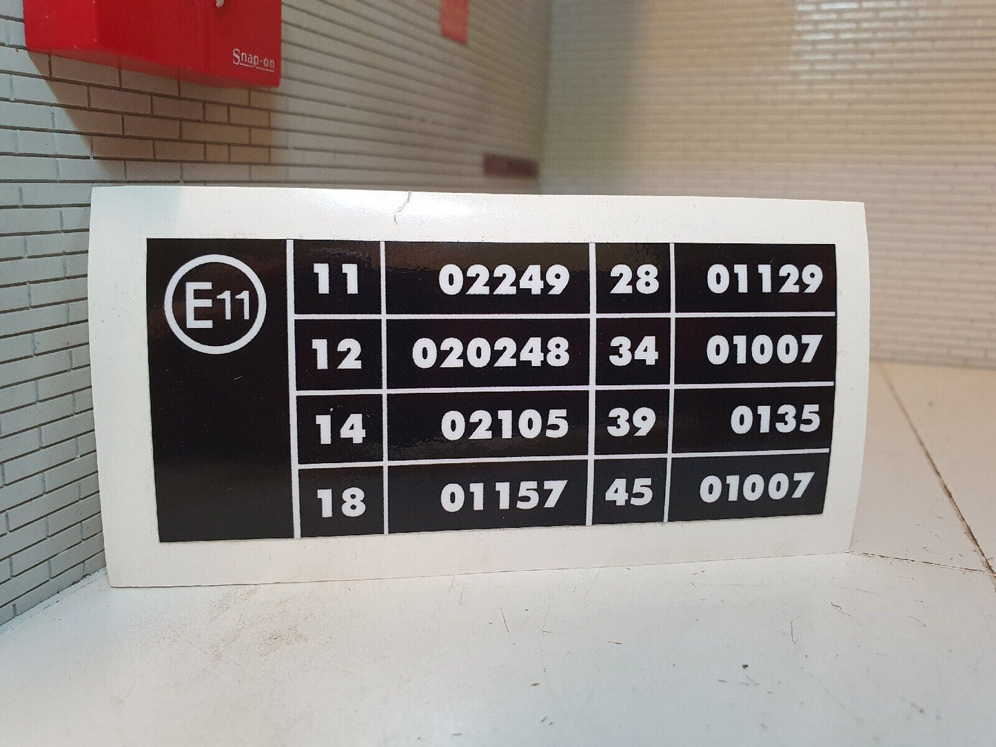Land Rover Discovery 1 300TDi Front Radiator Panel E11 Compliance Information Decal