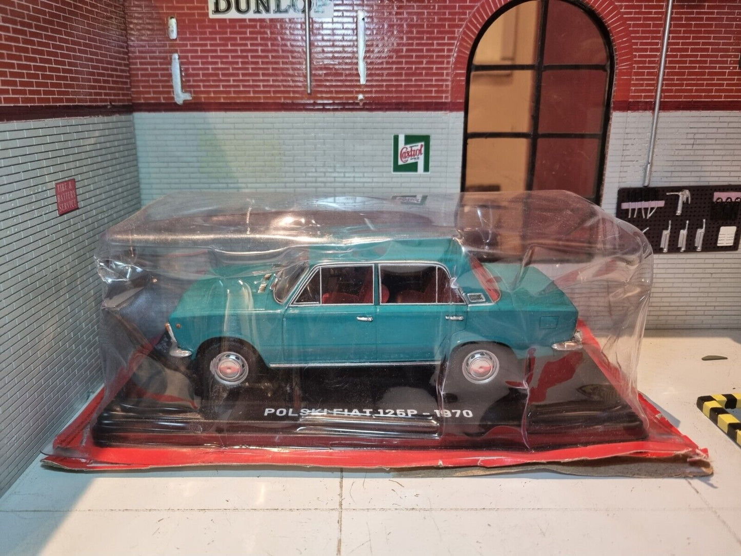 Polski Fiat 125P 1970 Sans marque 1:24
