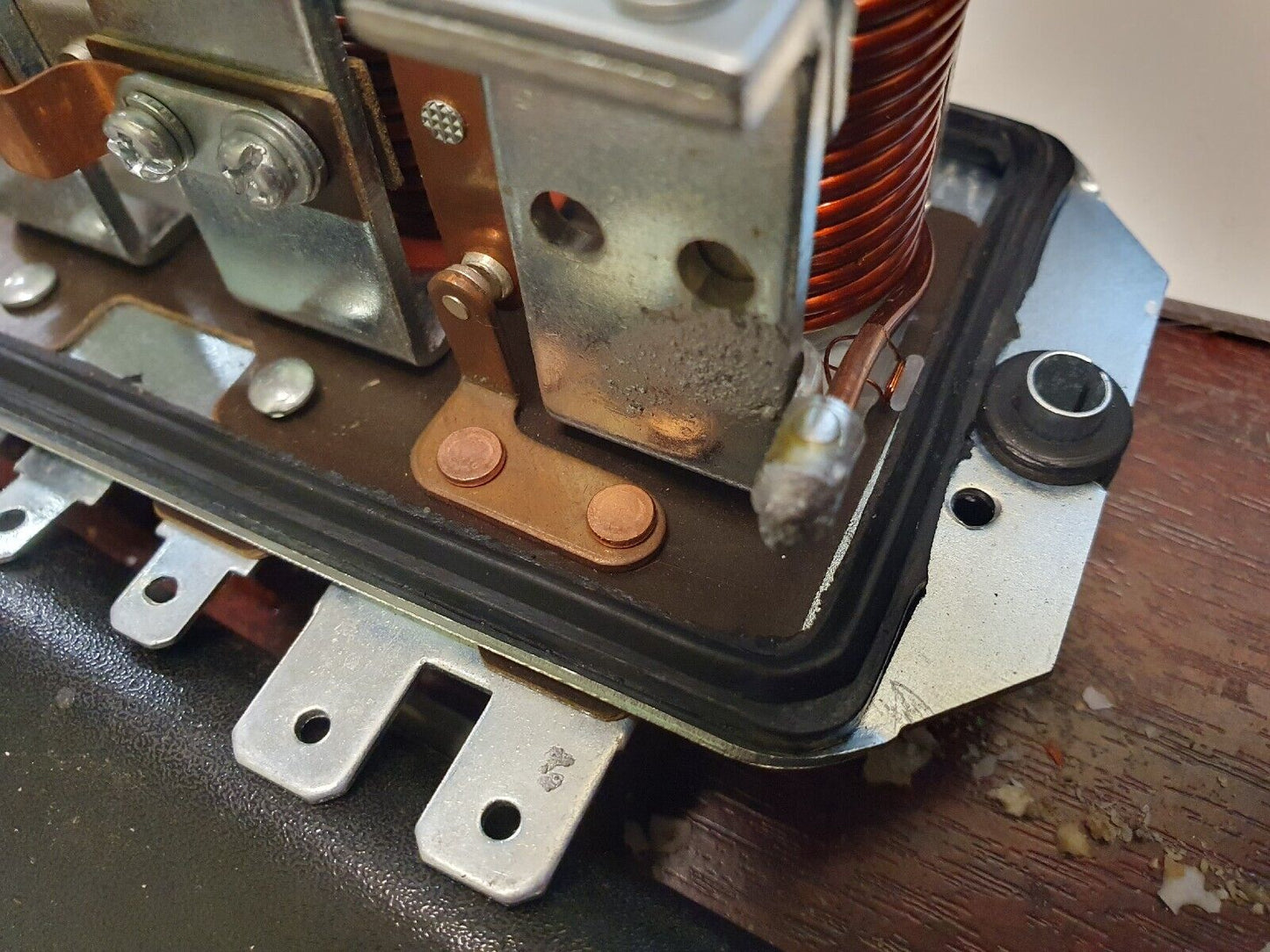 Land Rover Series 2, Lightweight, Seal for Lucas Voltage Control Box GEU605 607375