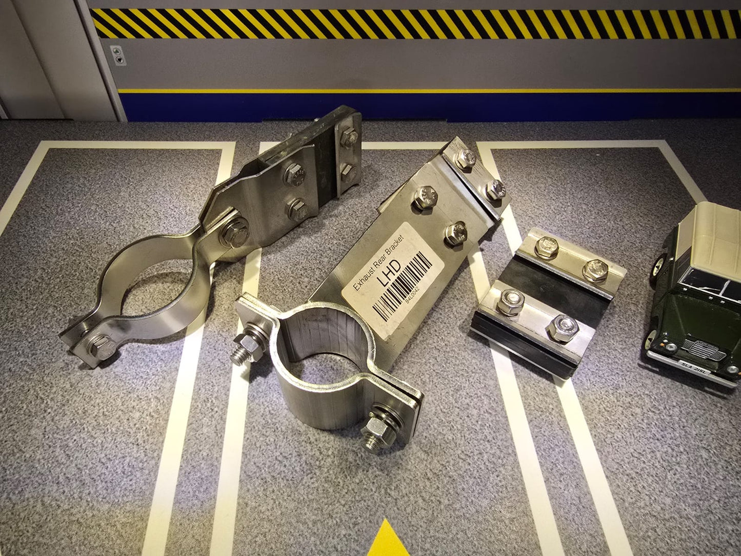 Land Rover Series 2 2a 3 2.25 88 SWB LHD Stainless Complete Exhaust Mounting Kit