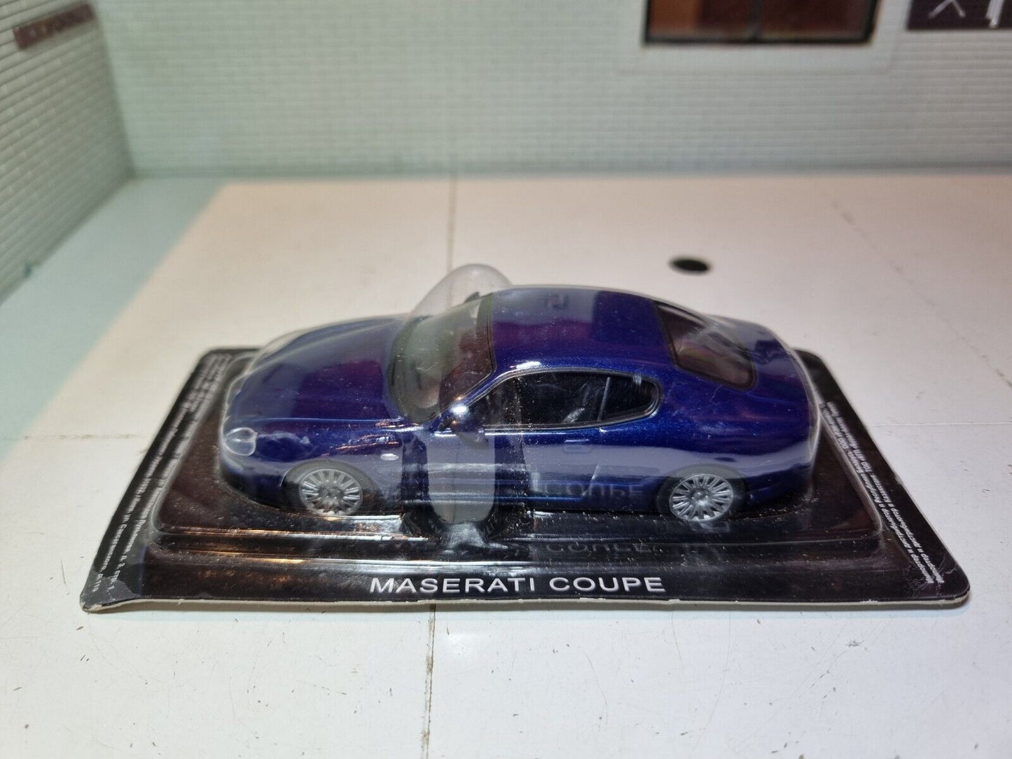 Maserati 2002 Coupe 4200 GT 1:43