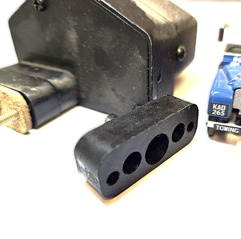 Lucas CW1 CWH CWX Wiper Motor Mounting Block