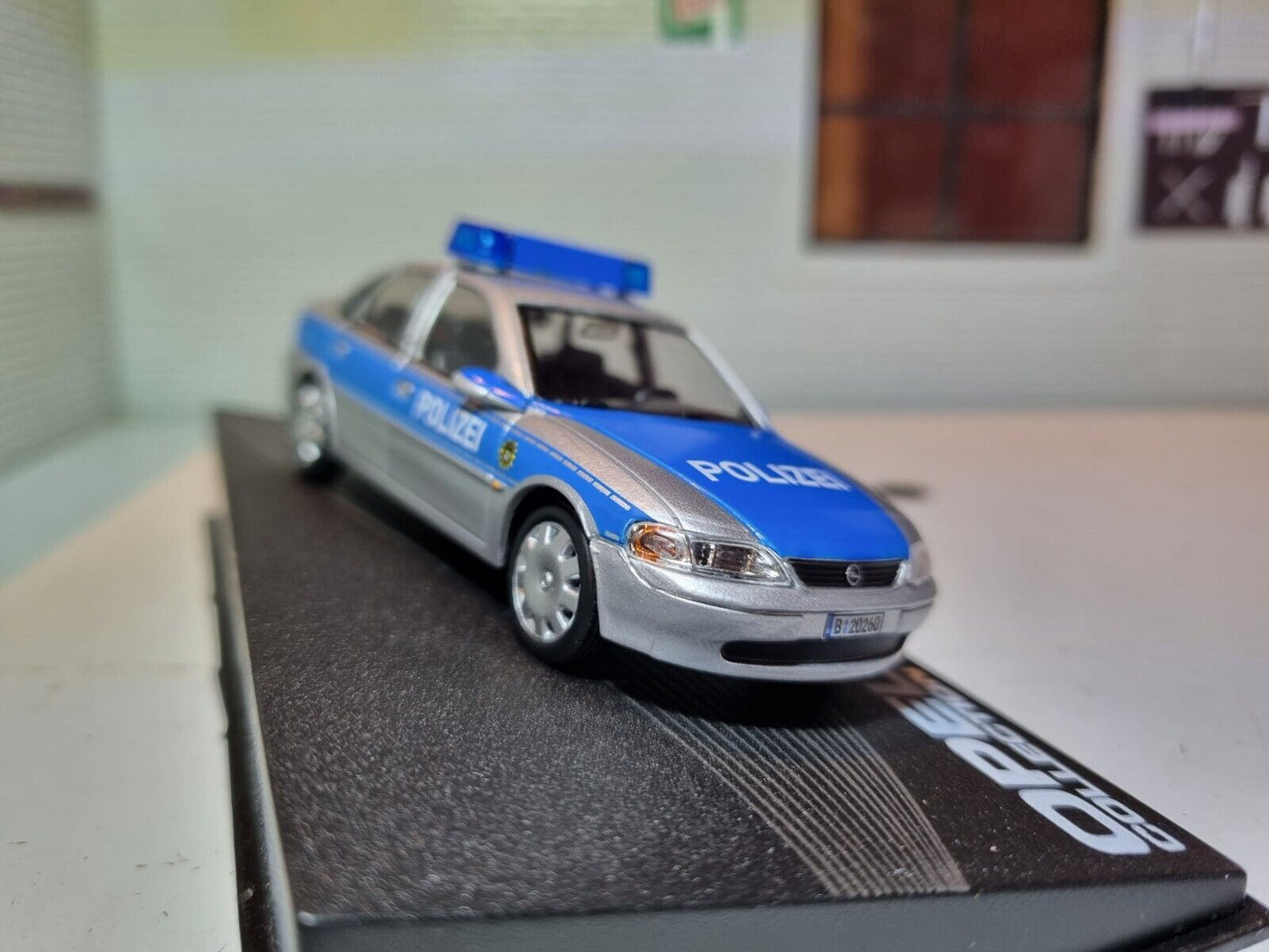 Opel 1995 Vectra Deutsche Polizei 1:43