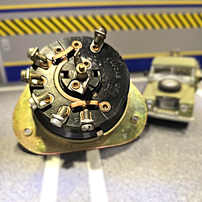 Land Rover Military Lightweight headlight switch, part numbers PRC2088, PRC2089, 301906, 547162