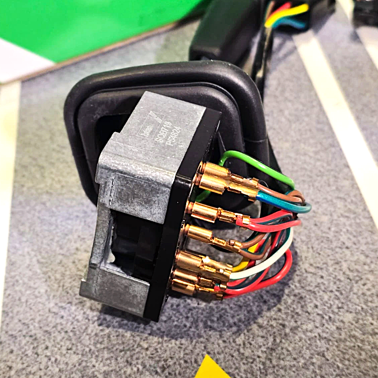 Land Rover Wiper Column Stalk Switch Defender 200TDi 90 110 PRC7370 OEM (1990-1996)