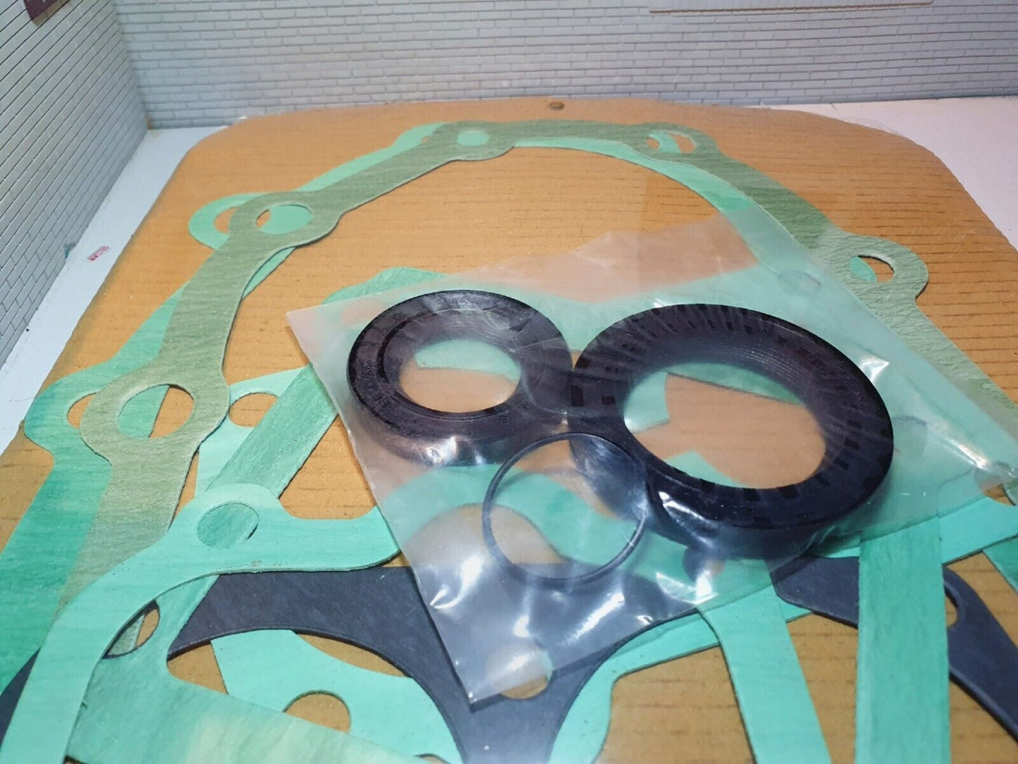 Defender, Range Rover Classic, Discovery, LT77 5 Speed Gearbox Gasket & Seal Set RTC6797