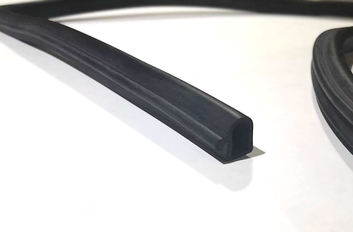 Series & Defender Station Wagon Roof to Side Panel Seals (up to 1988)