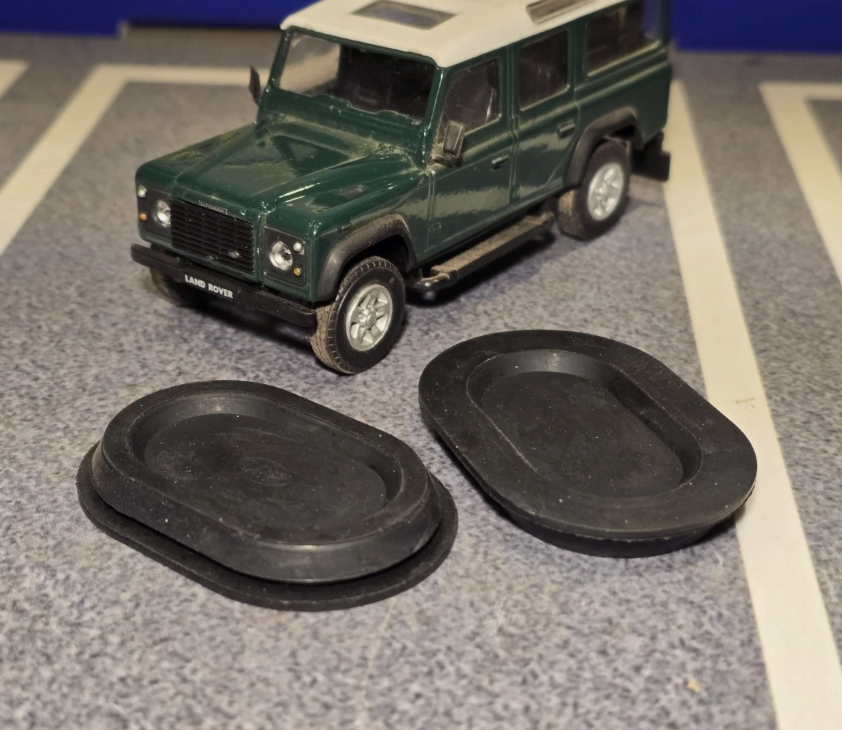 Land Rover Defender 1983-2006 MTC1650 Bulkhead Oval Blanking Grommets x2