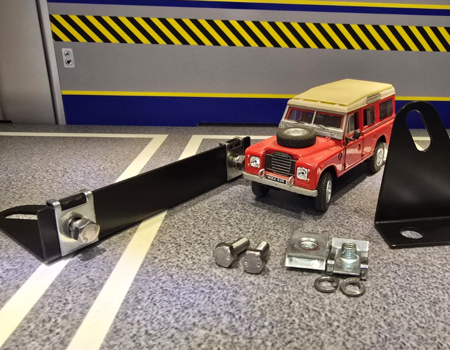 Land Rover Series 3 Bulkhead Mounting Brackets for Smiths Heater Blower