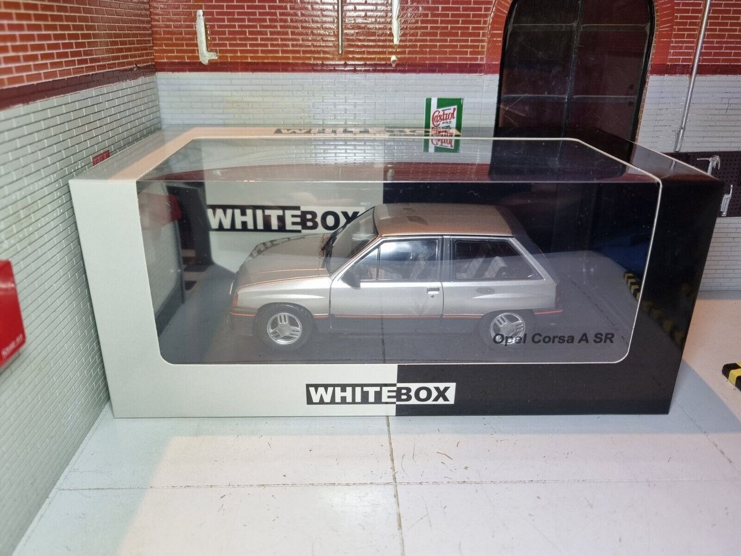 Opel 1989 Corsa (Nova) 1.3 SR S83 124136 Whitebox 1:24