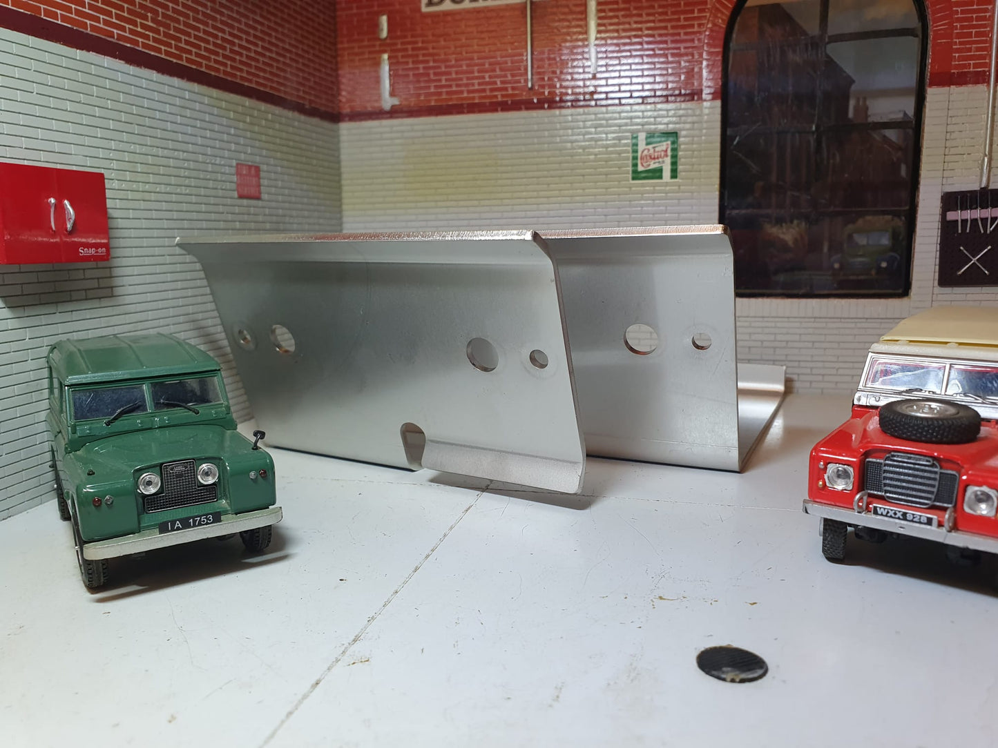 NRC7314/5 Brake Pipe Shields Rear Axle Stainless Pair Land Rover Series 2 2a 3 (Stainless or Black powder coated)