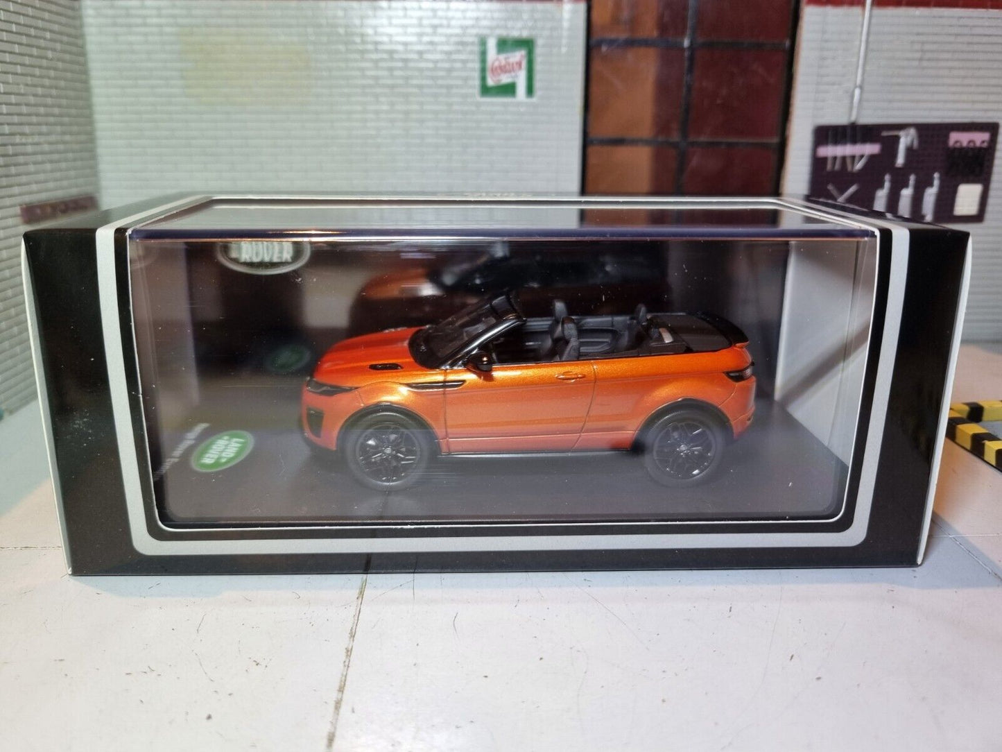 Range Rover Evoque Convertible IXO 1:43