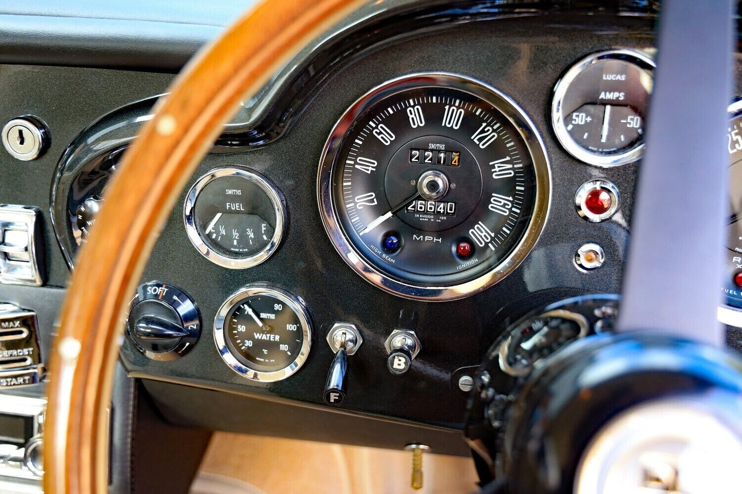 2" Smiths / Jaeger Gauge Reconditioning Kit Half V Bezel