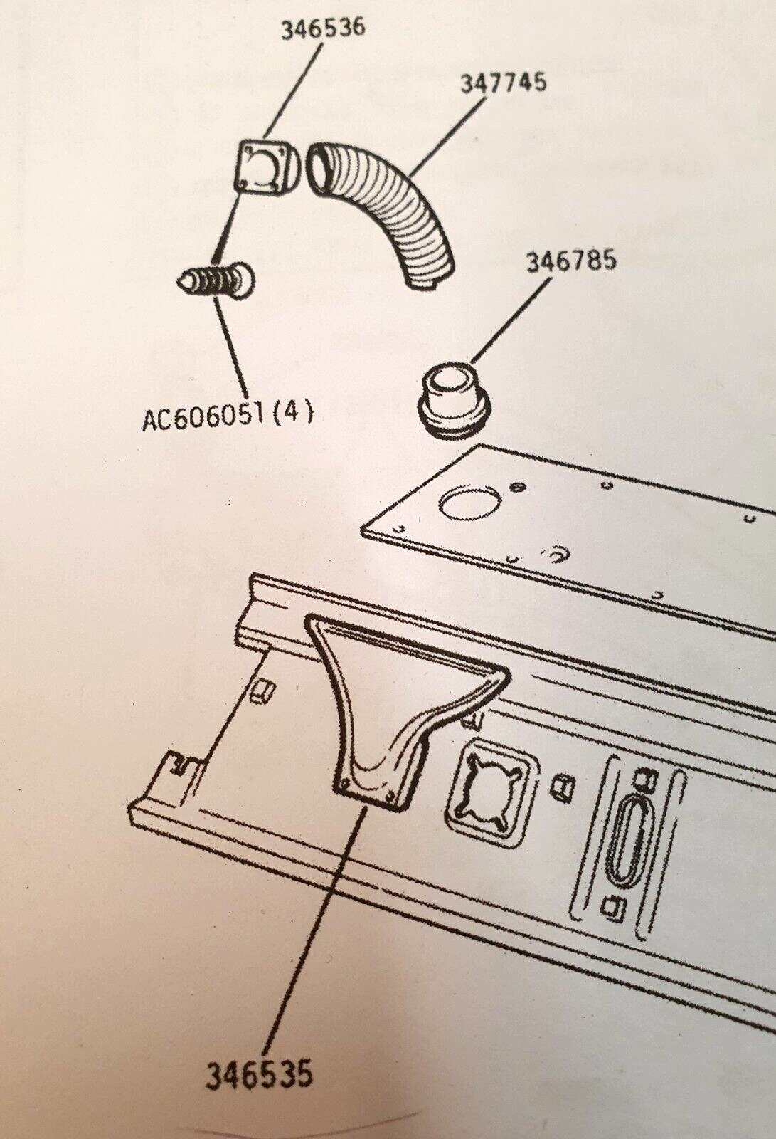Land Rover Series 3 Heater Demist Ducting Vent Dash Connector Grommet 346785