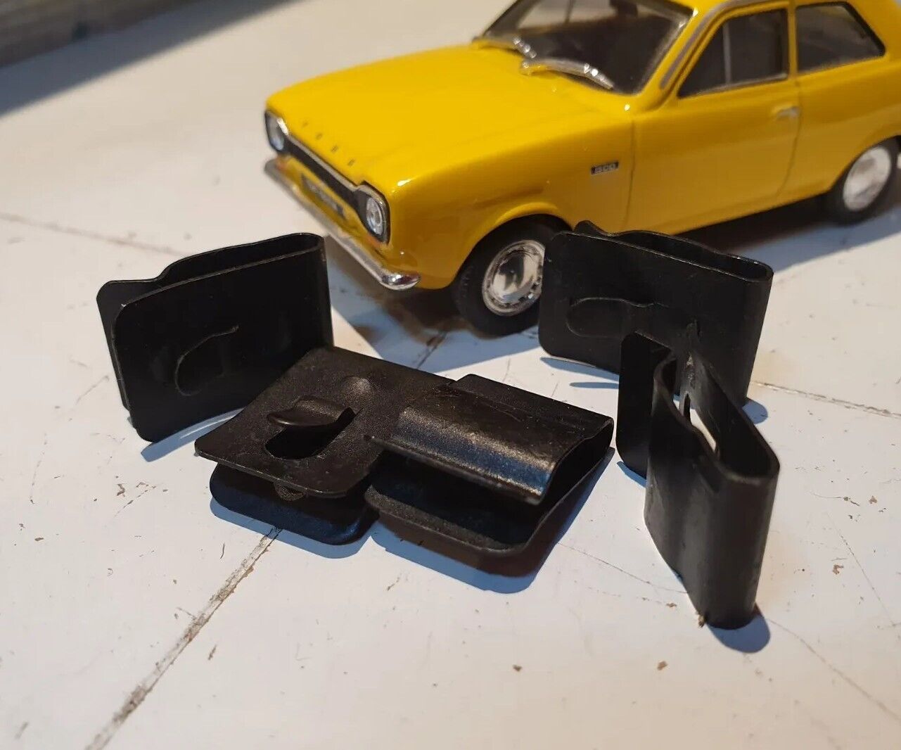 Land Rover Wiring Loom Harness Clips 236365