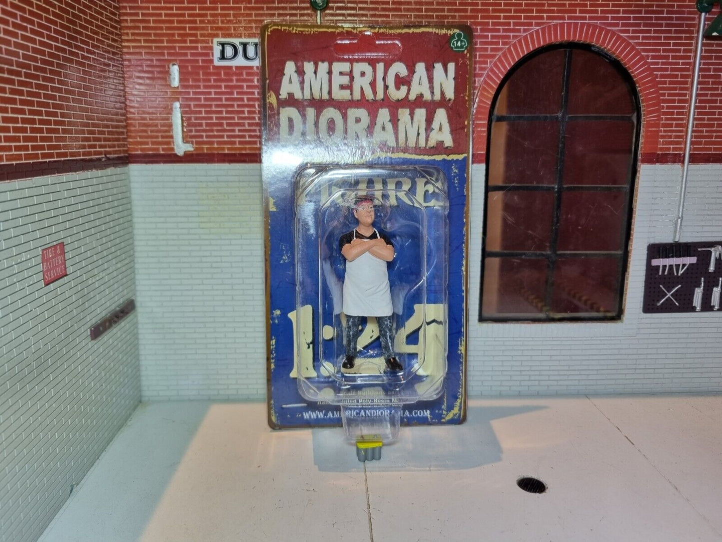 Food Truck Chef "Victor" AD-38441 American Diorama 1:24