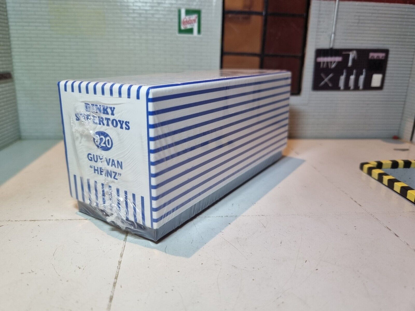 Guy 1955 Warrior Heinz Lorry #920 Dinky