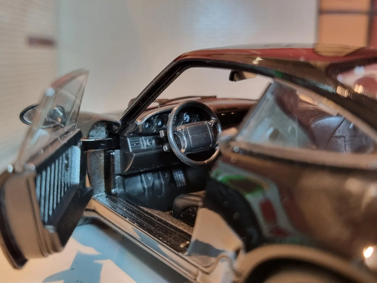 Porsche 911 Turbo 964 24023 Welly 1:24