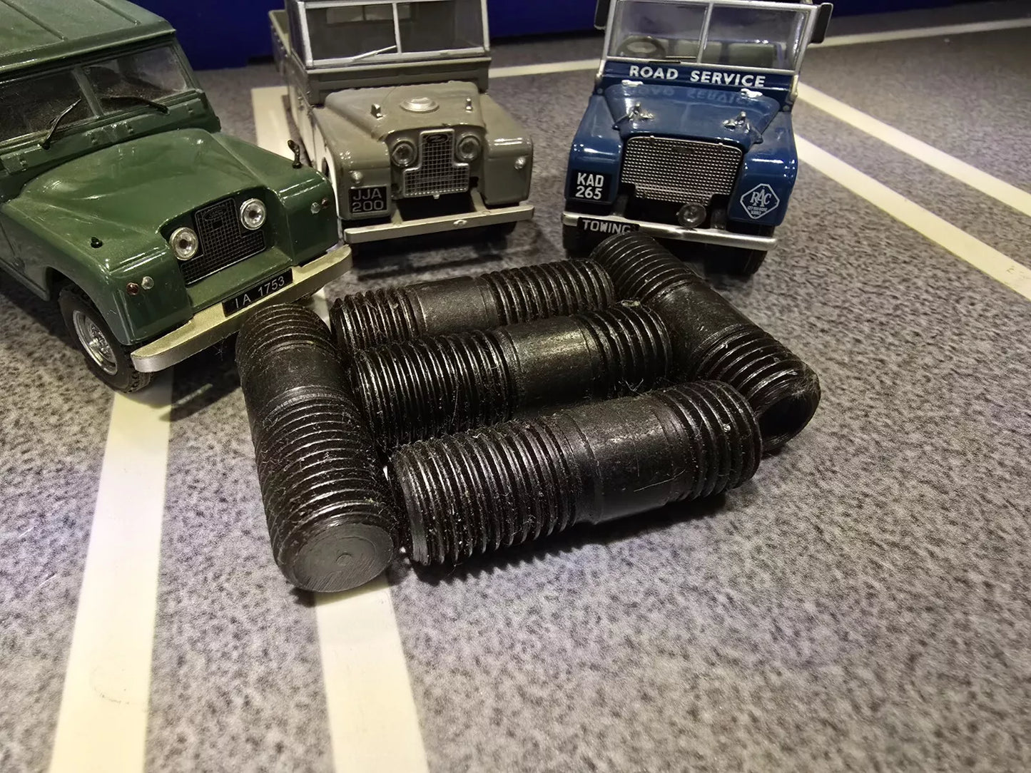 Land Rover Series 1, 2 & 2a 561590 Screw in Wheel Studs 9/16 BSF Sets