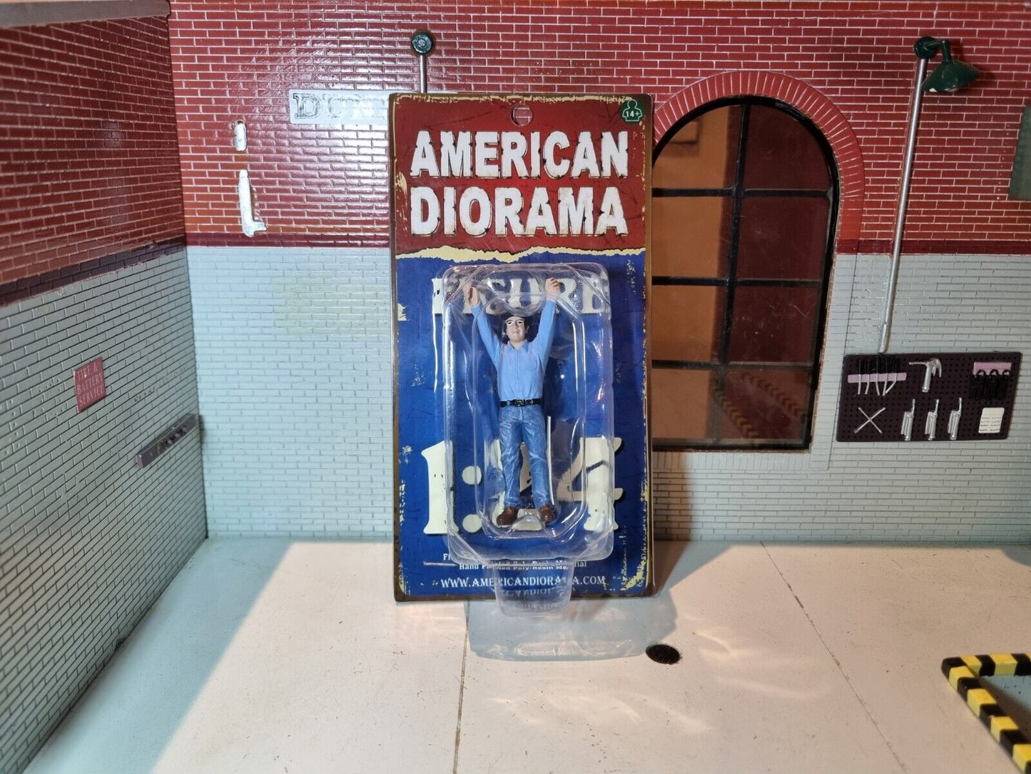 "Camera Crew Figure 2" AD-77478 American Diorama 1:24
