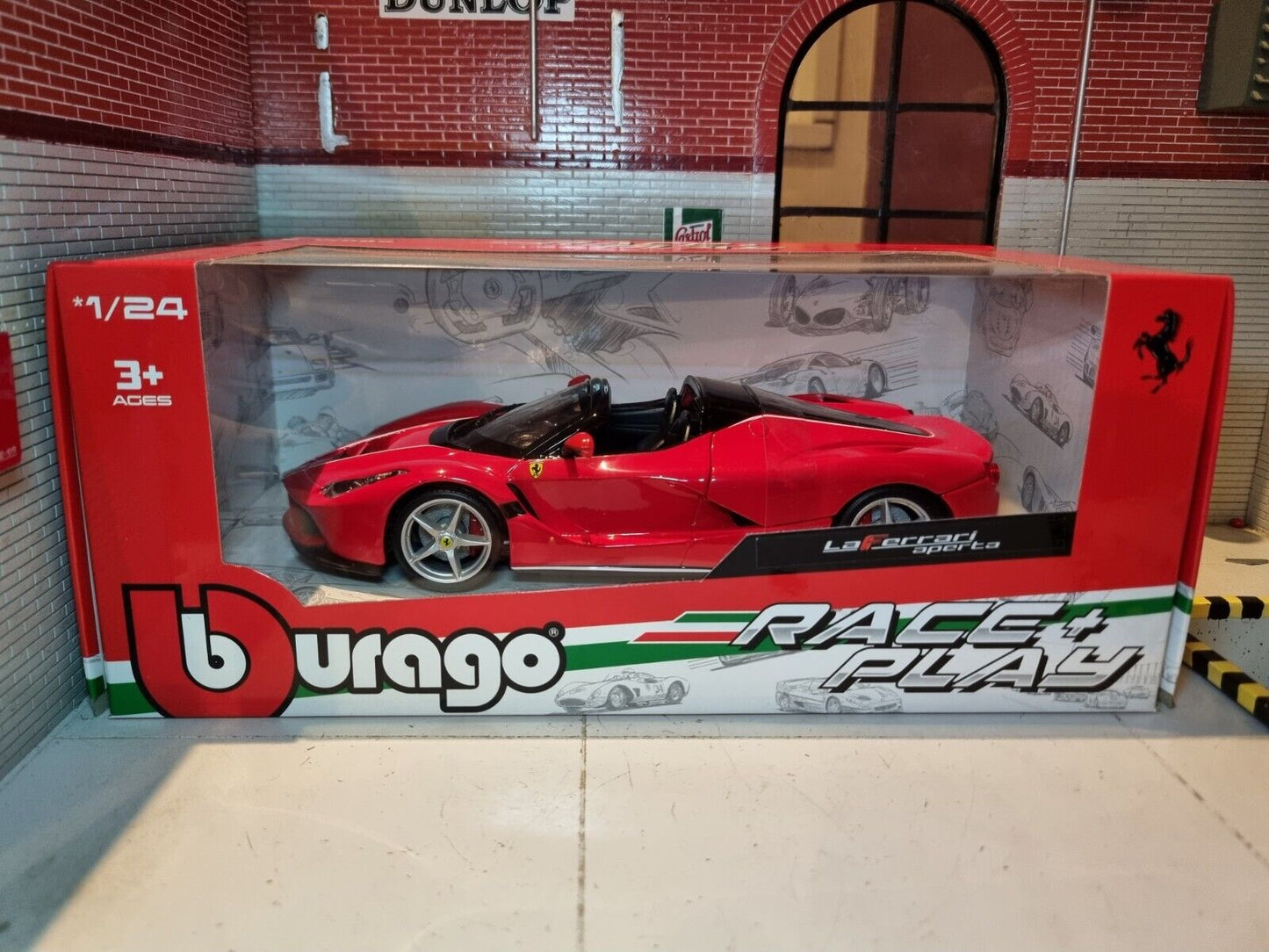Ferrari LaFerrari Aperta 26022 Bburago 1:24