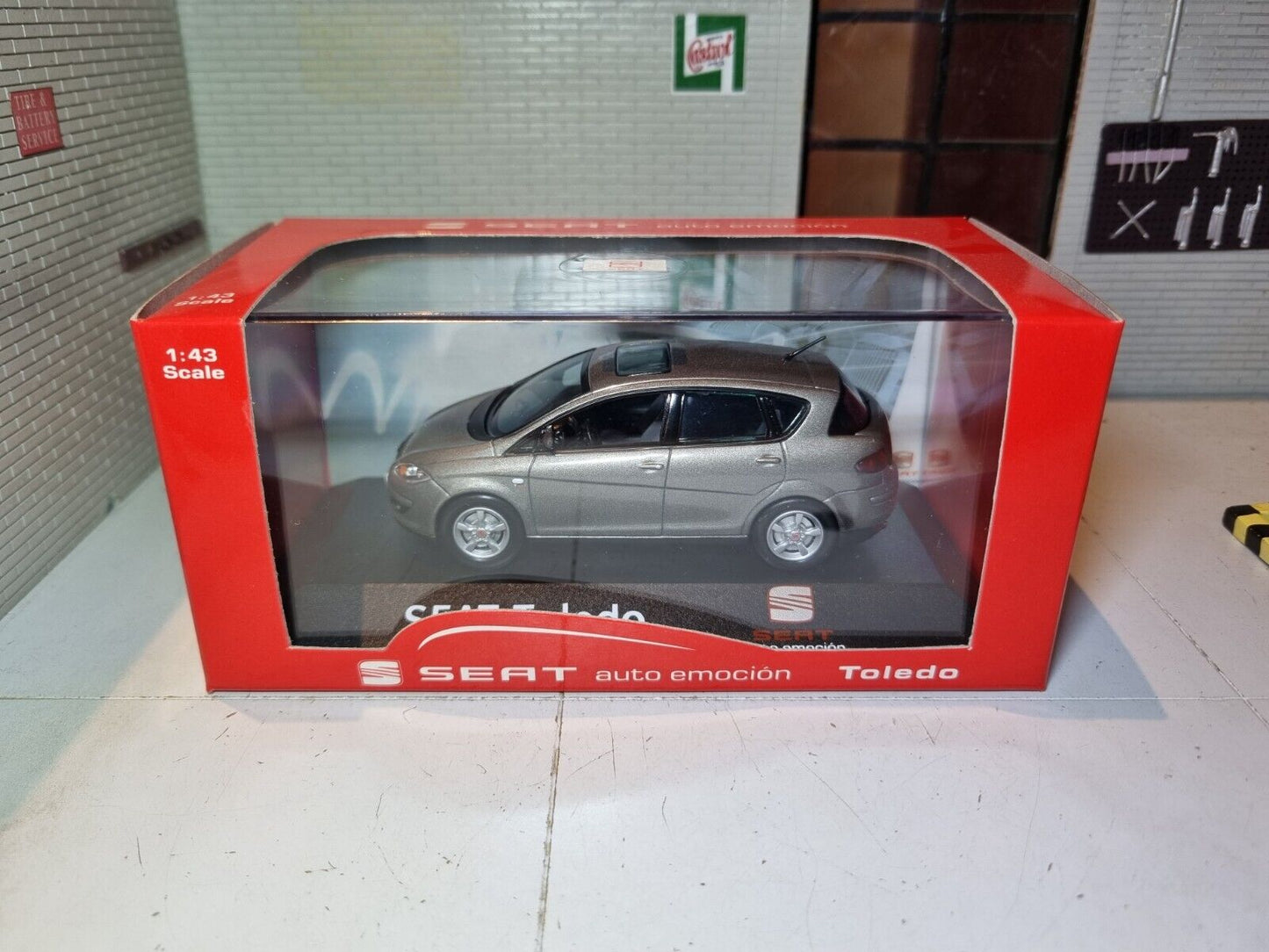 Seat 2004 Toledo Mk3 5P Ex-Händler 1:43