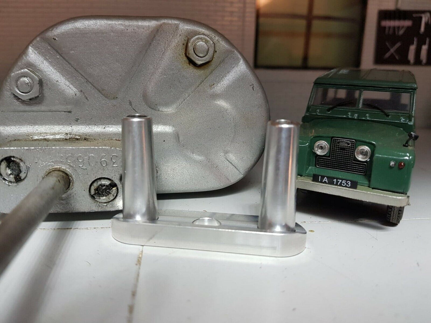 Lucas FW2 Wiper Motor Mounting Crush Tube Bracket 302976