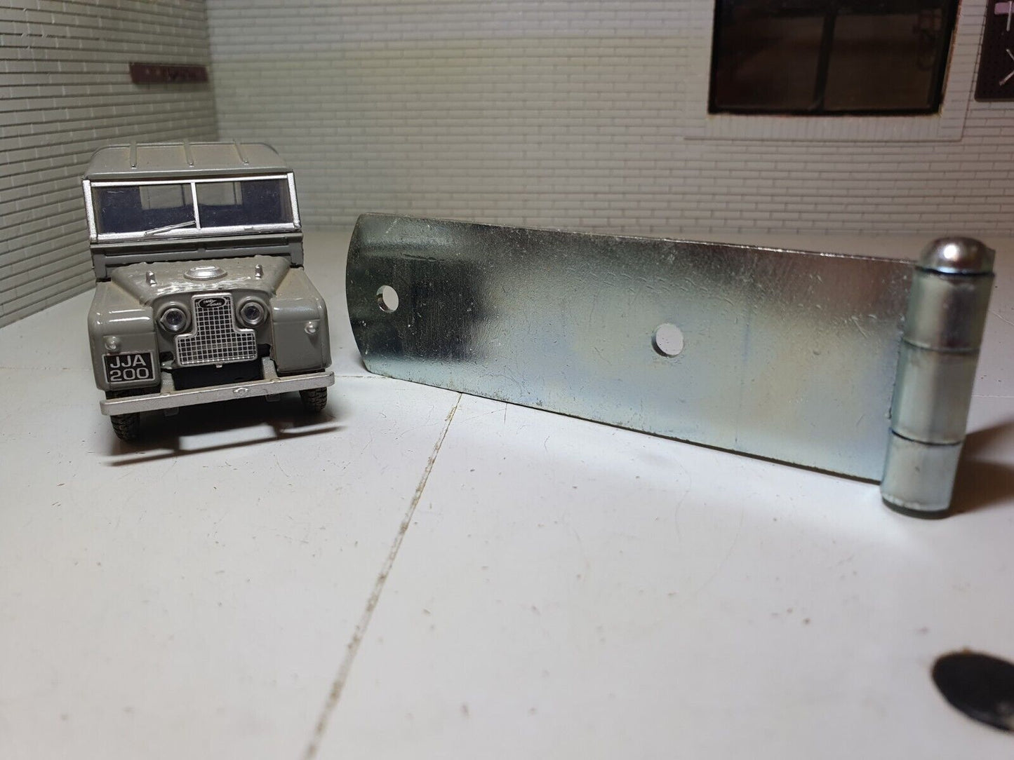Land Rover Series 1 2 2a 3 Seatbox Lid Hinge 303875