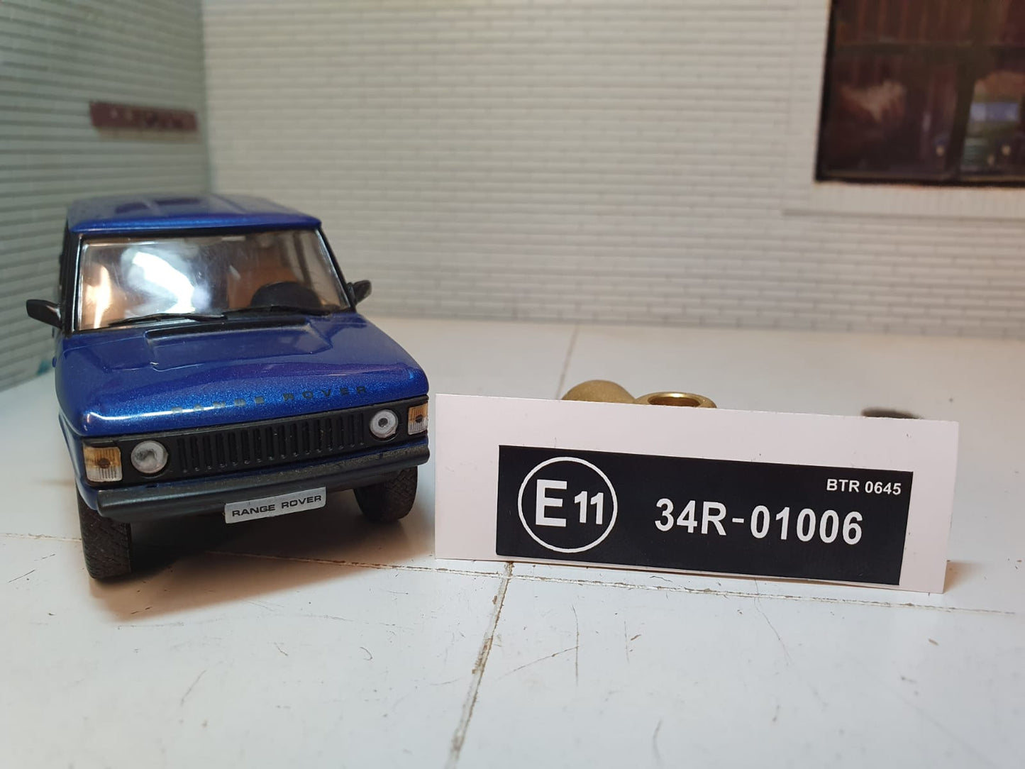 E11 34R-01006 / BTR 0645 Decal