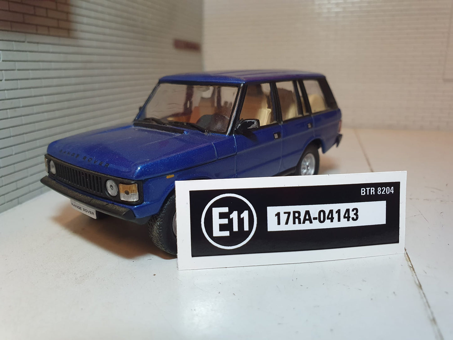 E11 17RA-041143 BTR 8204 Decal