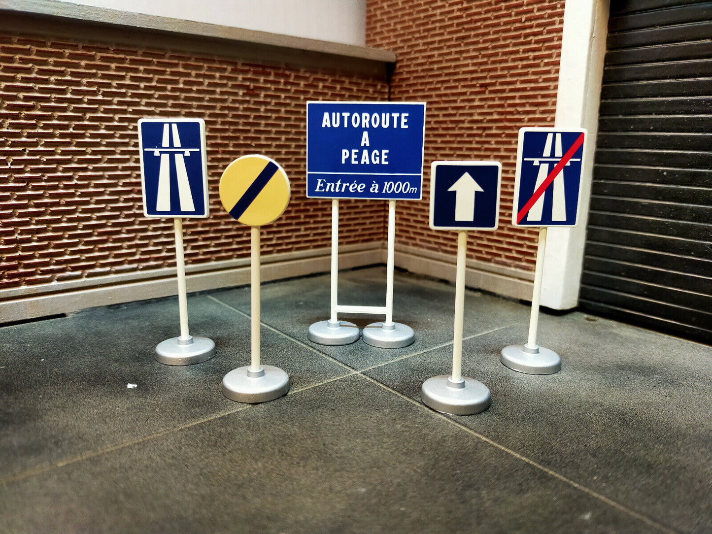 Verkehrsschilder Dinky #593